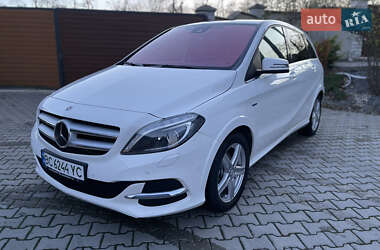 Mercedes-Benz B-Class  2017
