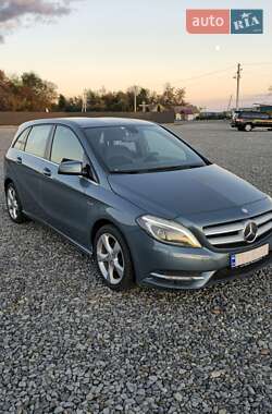 Mercedes-Benz B-Class 2011