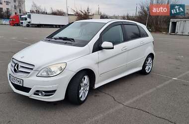 Mercedes-Benz B-Class 2010