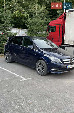 Mercedes-Benz B-Class  2017