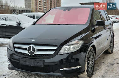 Mercedes-Benz B-Class  2015