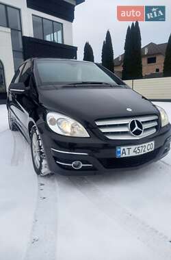 Mercedes-Benz B-Class  2011