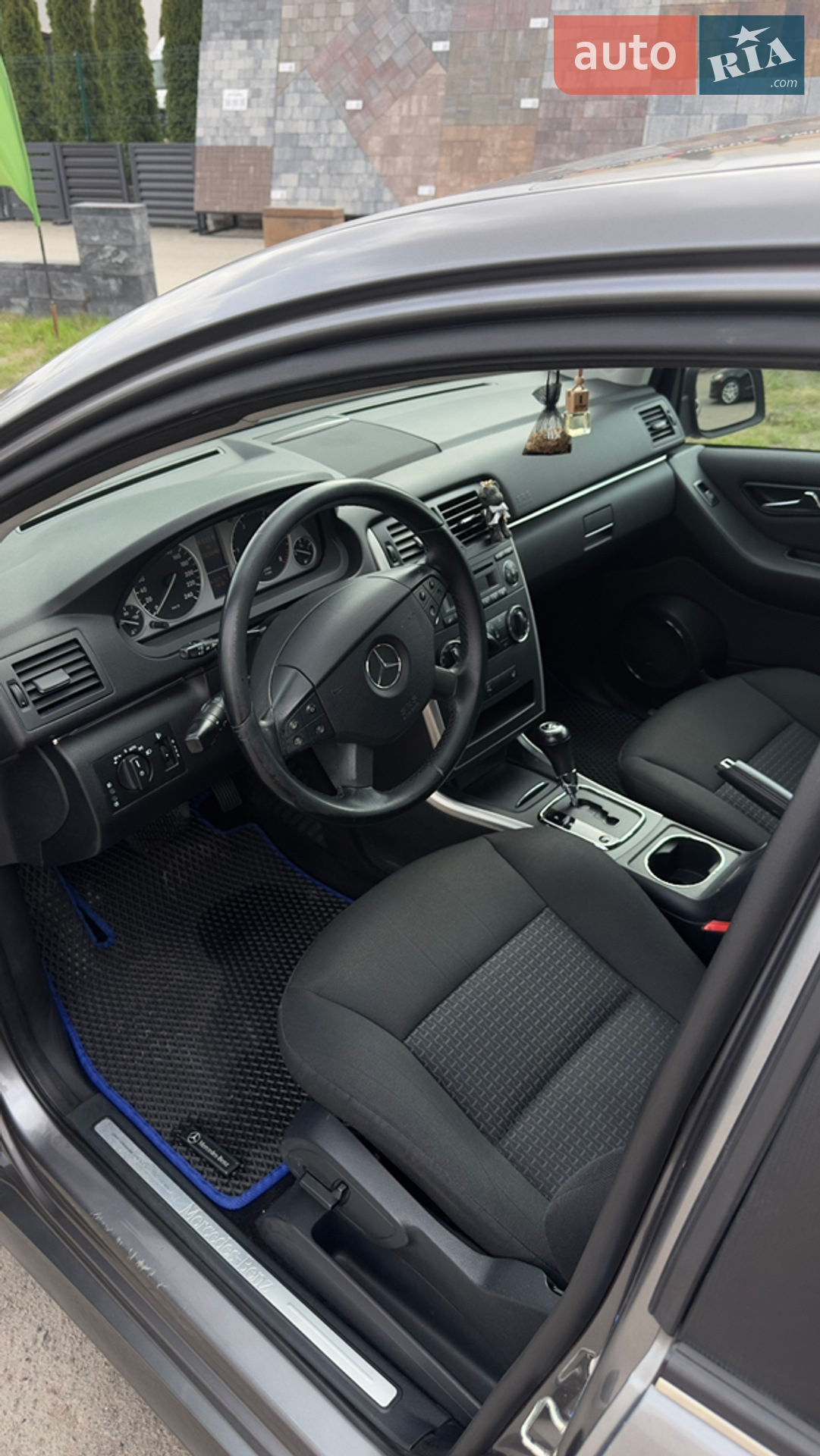 Mercedes-Benz B-Class 2011 VIN WDD2452081J694342 фото оголошення 2 з 5