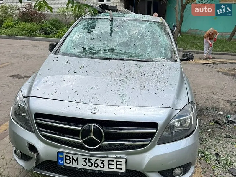 Mercedes-Benz B-Class 2012
