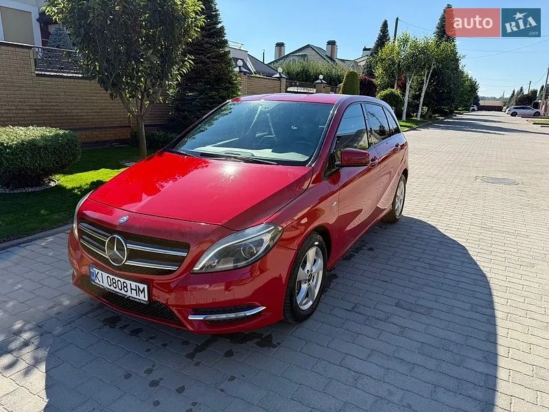 Mercedes-Benz B-Class 2012