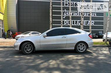 Mercedes-Benz C-Class  2002