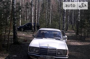 Mercedes-Benz C-Class  1980