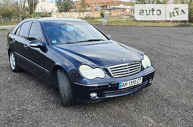 Mercedes-Benz C-Class  Elegance 2004