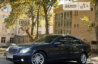 Mercedes-Benz C-Class  2001