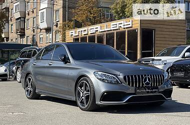 Mercedes-Benz C-Class  2017