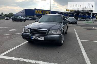 Mercedes-Benz C-Class  1995