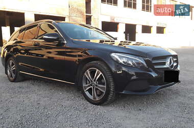 Mercedes-Benz C-Class 4matik 2014