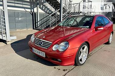 Mercedes-Benz C-Class  2001