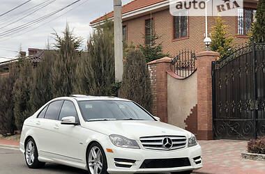 Mercedes-Benz C-Class  2011