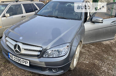 Mercedes-Benz C-Class 4matic 2011