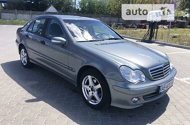 Mercedes-Benz C-Class  2004