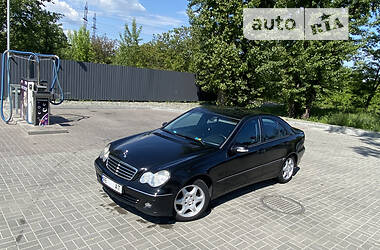 Mercedes-Benz C-Class  2006