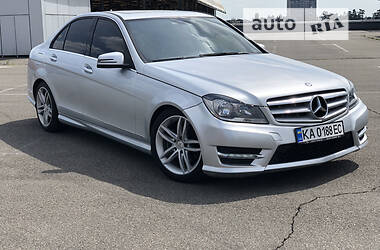 Mercedes-Benz C-Class  2011