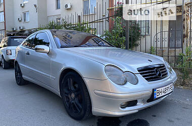 Mercedes-Benz C-Class  2001