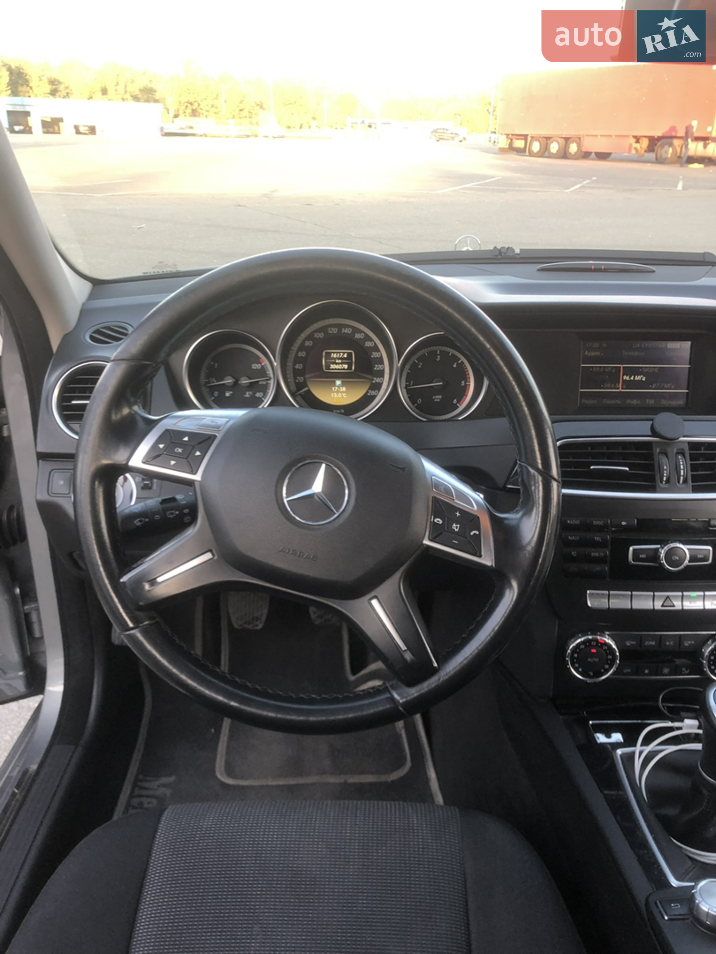 Mercedes-Benz C-Class 2012 VIN WDD2042011F881904 фото оголошення 13 з 14