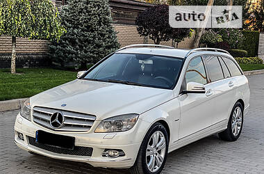 Mercedes-Benz C-Class  2009