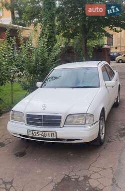 Mercedes-Benz C-Class  1995