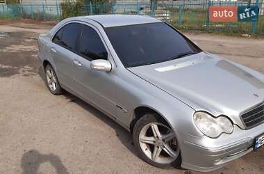 Mercedes-Benz C-Class  2003