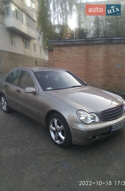 Mercedes-Benz C-Class  2004