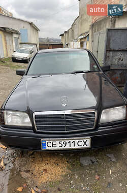 Mercedes-Benz C-Class  1993