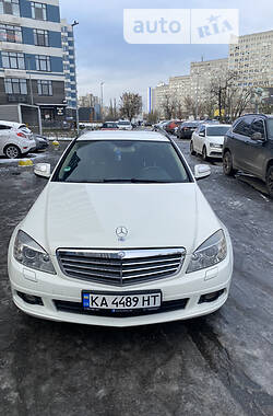 Mercedes-Benz C-Class  2008