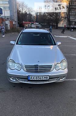 Mercedes-Benz C-Class  2004