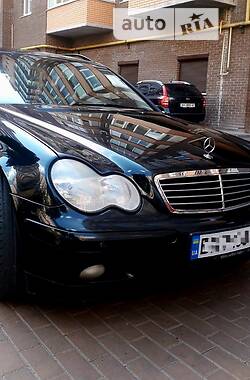 Mercedes-Benz C-Class  2003