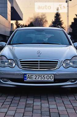 Mercedes-Benz C-Class  2002