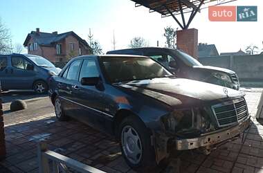 Mercedes-Benz C-Class  1996