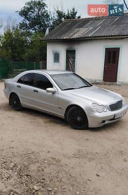 Mercedes-Benz C-Class  2002