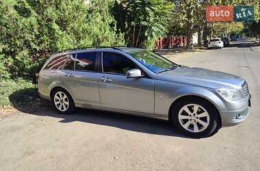 Mercedes-Benz C-Class  2010
