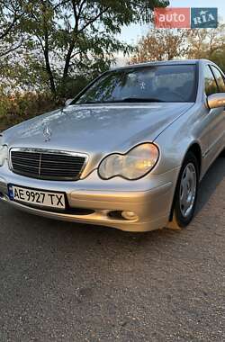Mercedes-Benz C-Class  2003