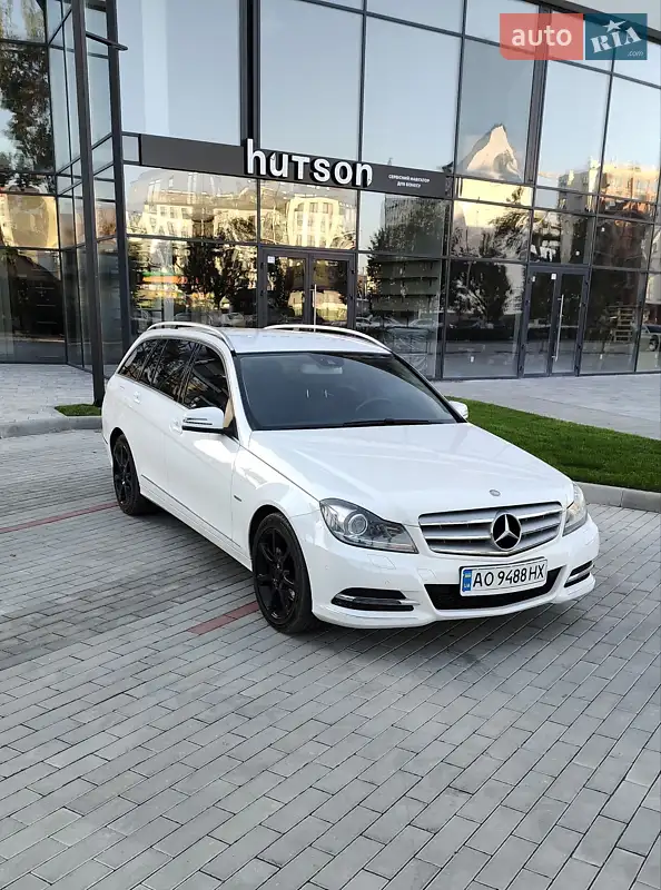 Mercedes-Benz C-Class