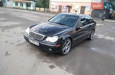 Mercedes-Benz C-Class  2005