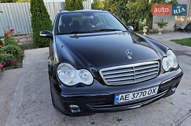 Mercedes-Benz C-Class  2006
