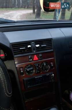 Mercedes-Benz C-Class  1996