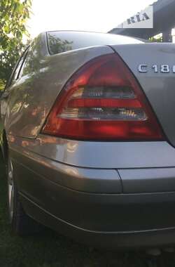 Mercedes-Benz C-Class  2002