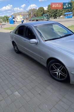 Mercedes-Benz C-Class 2003