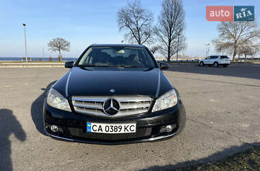 Mercedes-Benz C-Class 2010