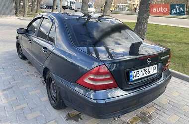 Mercedes-Benz C-Class  2004