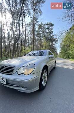 Mercedes-Benz C-Class  2002