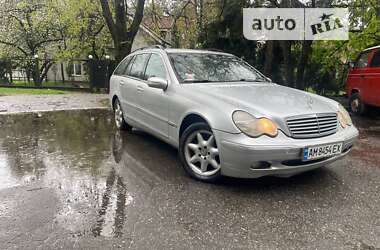 Mercedes-Benz C-Class  2002