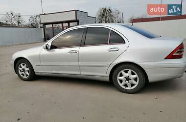 Mercedes-Benz C-Class  2001