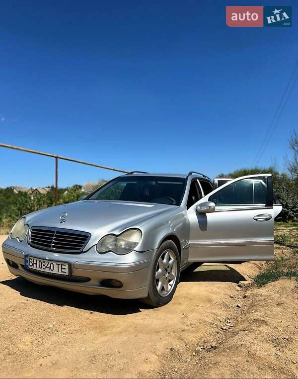 Універсал Mercedes-Benz C-Class