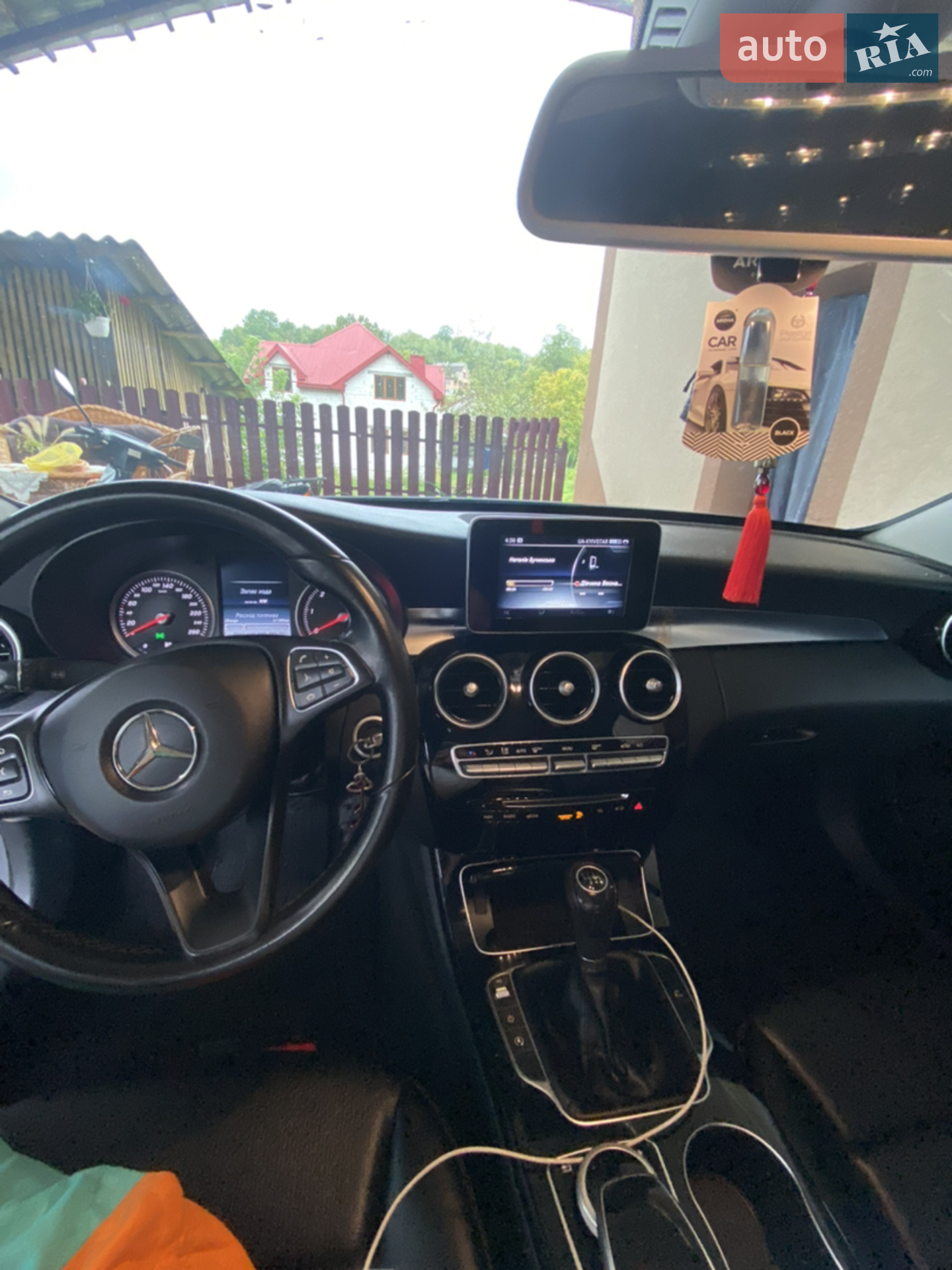 Mercedes-Benz C Class 2015 VIN WDD2050361R075712 фото оголошення 17 з 23